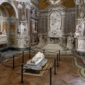 https://la-casetta-in-centro-naples.hotels-amalfi.com